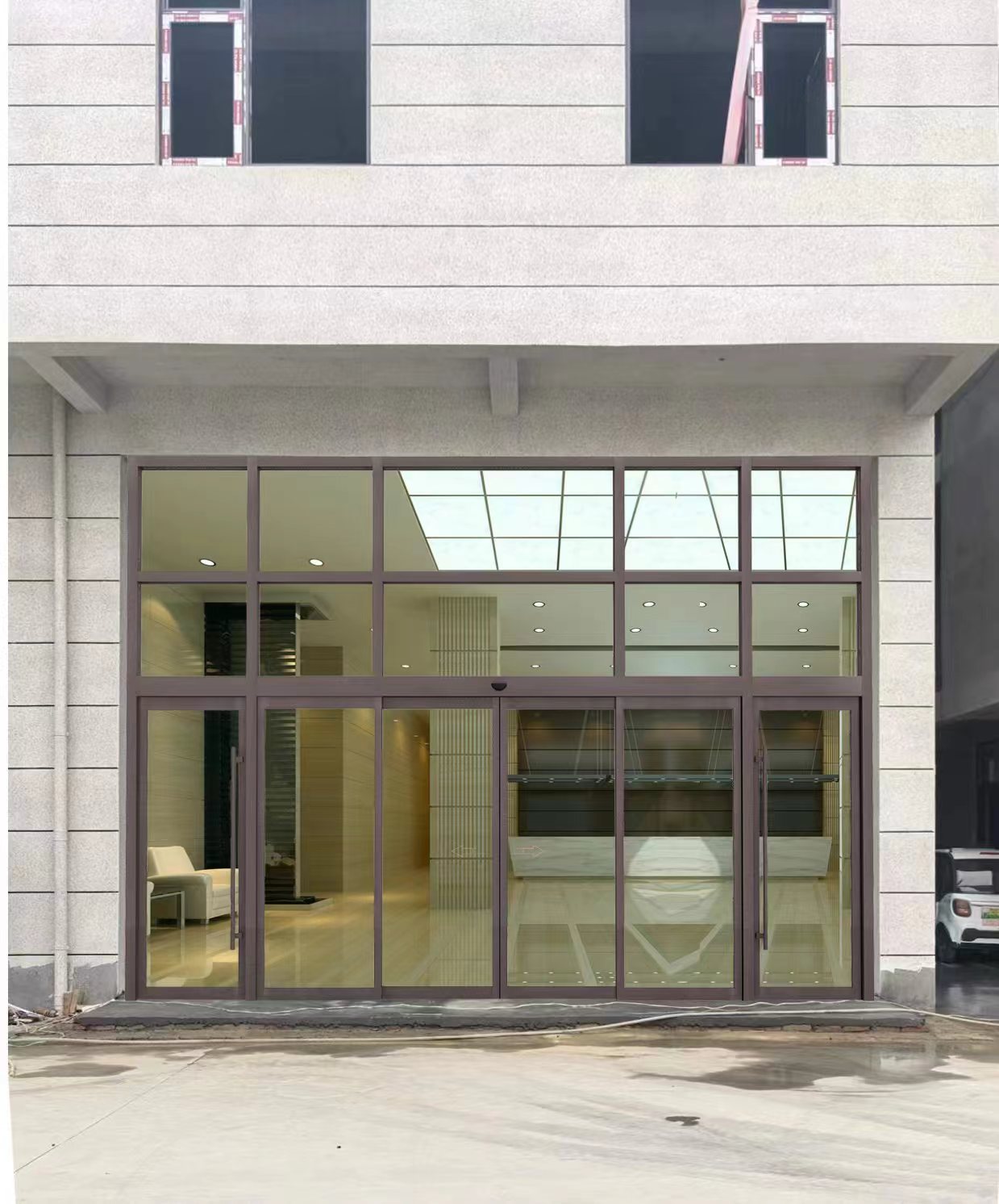 宿迁市玻璃伸缩门
